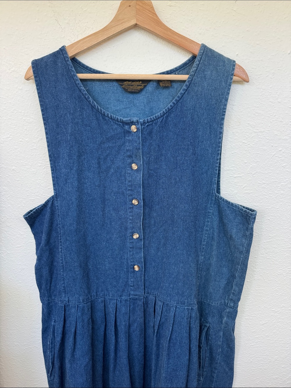 Eddie Bauer Vintage Denim Jumper Dress Size L 100% Cotton Button Front Garden - Picture 3 of 8